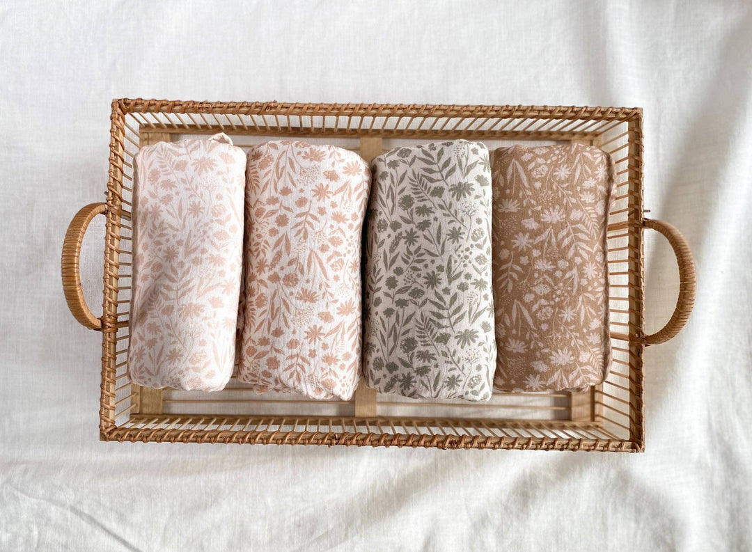 Baby swaddle / muslin wildflower - caramel: Small