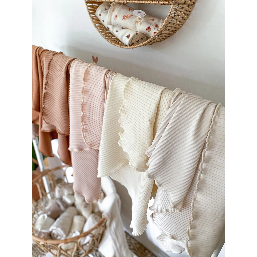 Swaddle blanket / soft ribbed - Pecan