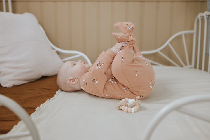 Baby Sleeper Kittens + Floral