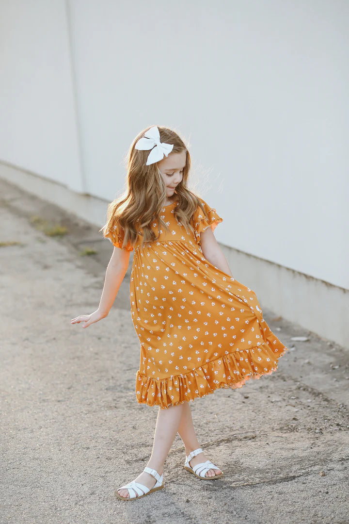 Betsy Mustard Floral